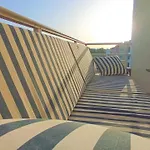 Luxury Private -sea View, Gym- 5 Min From Beach! - Private In Shared Kwatera prywatna