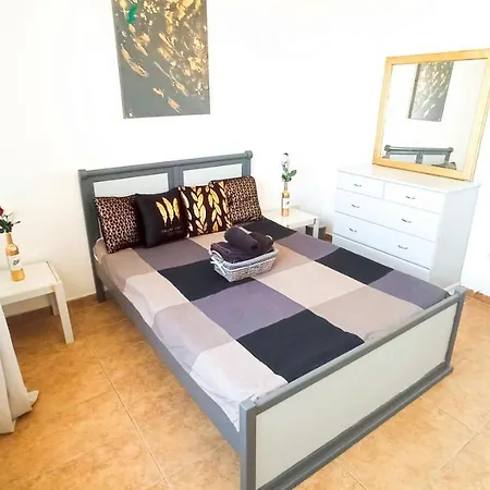 Luxury Private -sea View, Gym- 5 Min From Beach! - Private In Shared Quarto em Acomodações Particulares *