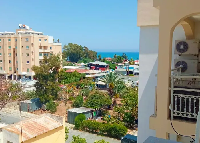 Habitación en casa particular Luxury Private -sea View, Gym- 5 Min From Beach! - Private In Shared