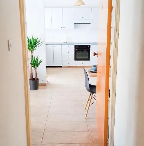 Luxury Private -sea View, Gym- 5 Min From Beach! - Private In Shared Habitación en casa particular *