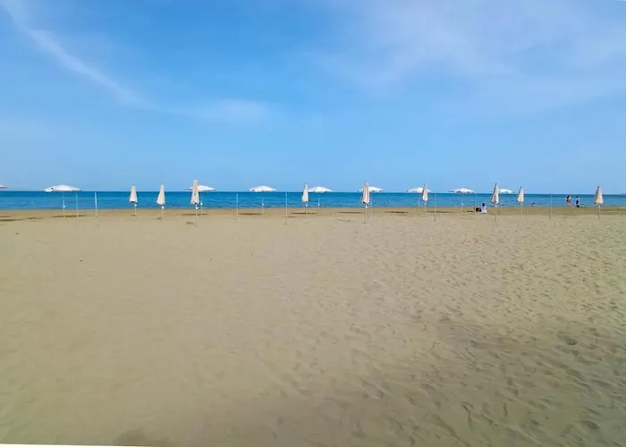 Luxury Private -sea View, Gym- 5 Min From Beach! - Private In Shared Habitación en casa particular