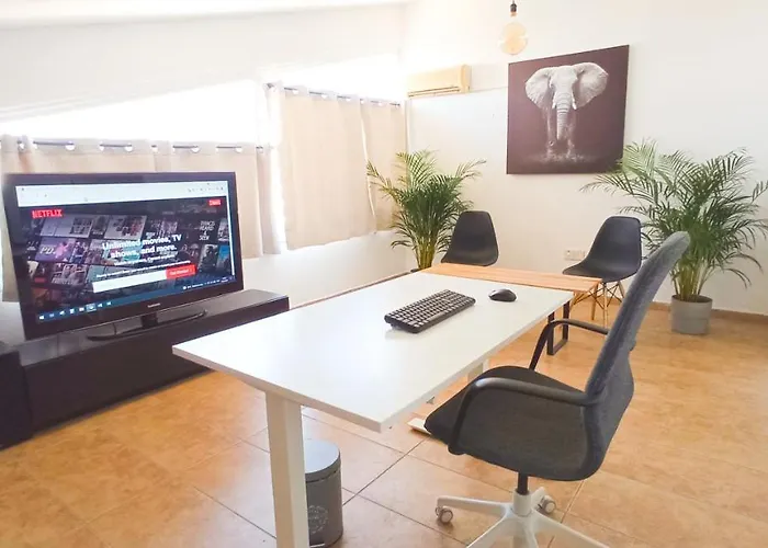 Luxury Private -sea View, Gym- 5 Min From Beach! - Private In Shared Habitación en casa particular *